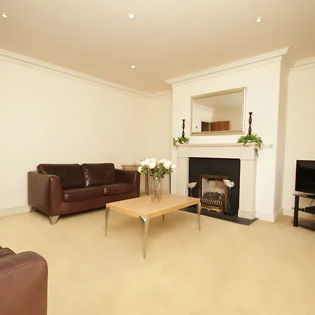 St Stephens Apartment *