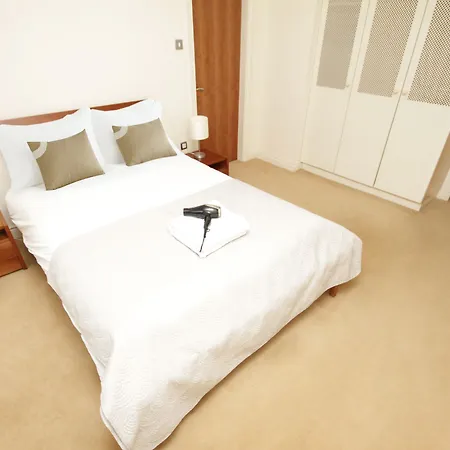 Apartment St Stephens